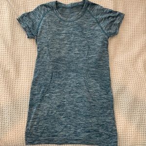 Lululemon Short Sleeve Top